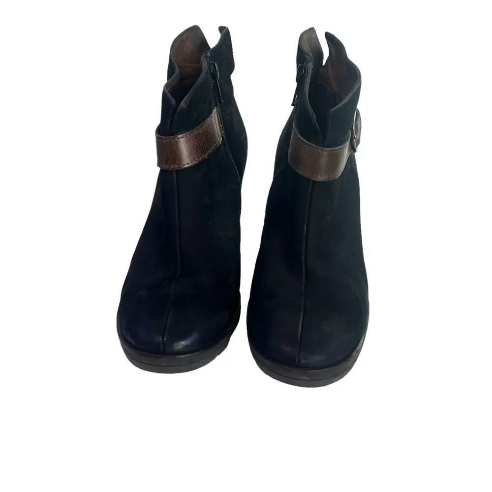 Paul Green leather booties